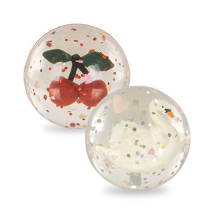 Kinder-Hüpfbälle von Konges Sløjd, 2er-Set Cherry/Swan, gefüllt mit 3D-Figuren und Glitzer, robustes Spielzeug für drinnen & draußen